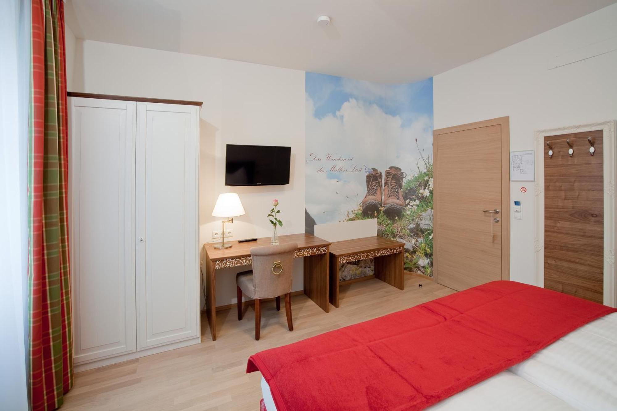 Gasthof Restaurant Zum Brauhaus Hartberg Room photo