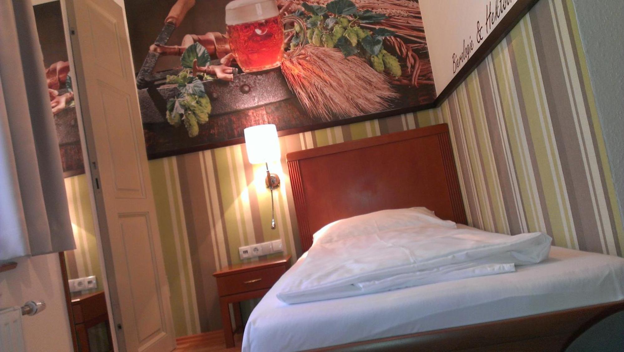 Gasthof Restaurant Zum Brauhaus Hartberg Room photo